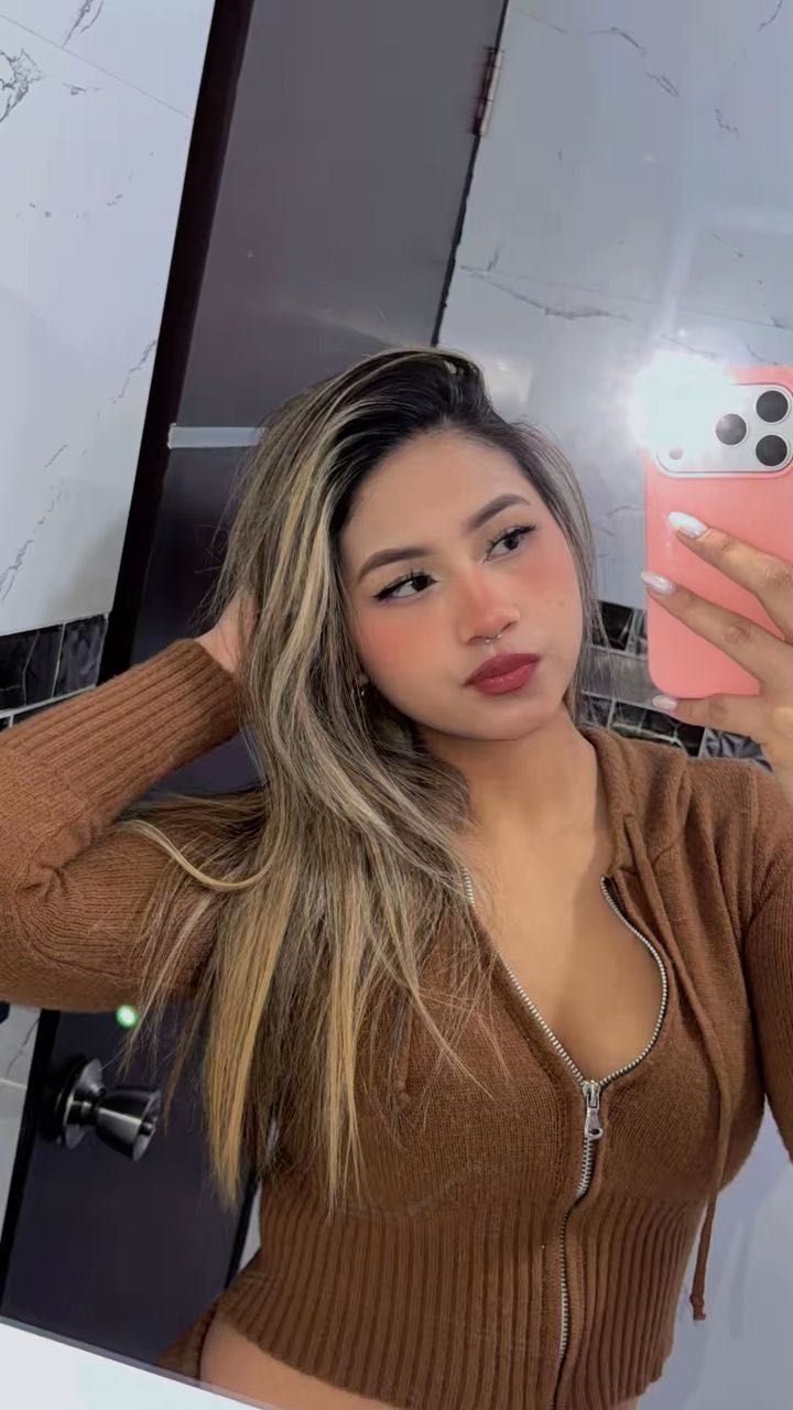 Kath — live cam girl online now on CamLive