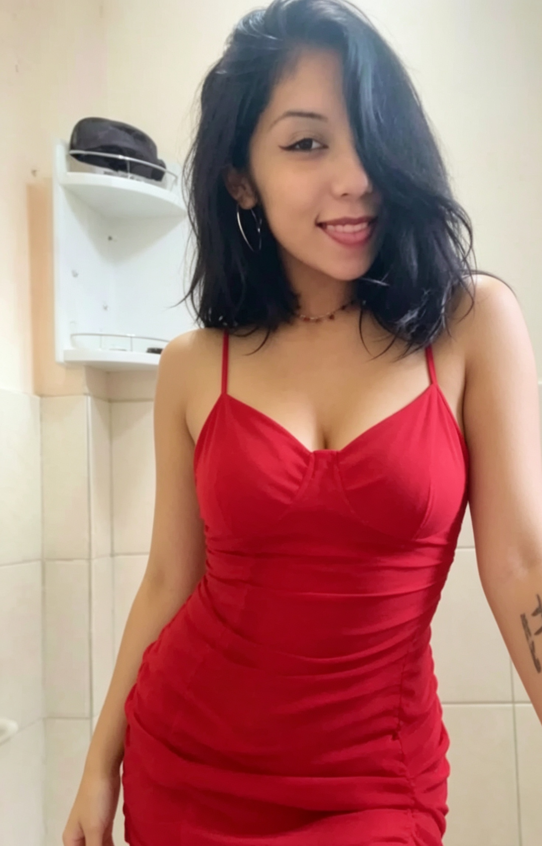 Aylen from Bolivia, online now for a private cam chat on CamLive