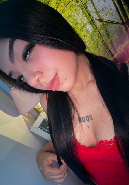 Bonnie from Spain — real girl on CamLive live cam chat