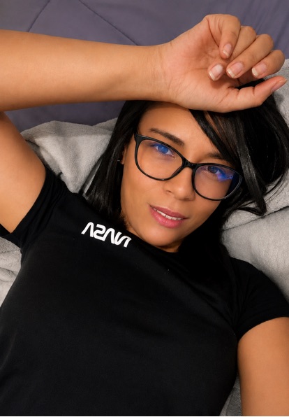 Li from Dominican Rep. — live cam girl online now on CamLive