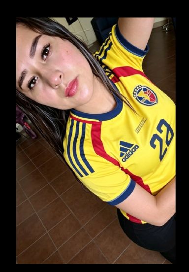 Keyla from Mexico — real girl on CamLive live cam chat