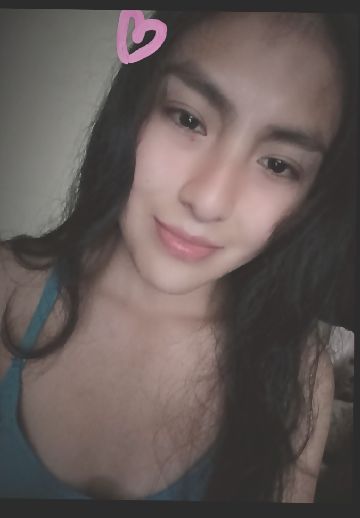 Pretty — live cam girl online now on CamLive